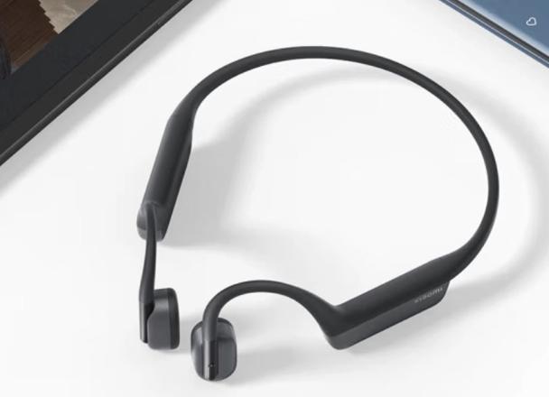 《小米骨传导式运动蓝牙耳机》售价：699 元 充电 10 分钟听歌两小时