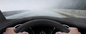 冬季开车玻璃起雾怎么办？