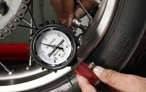 摩托車胎壓標準是多少