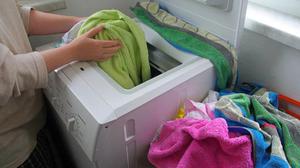 海尔洗衣机脱水自动跳回漂洗怎么解决