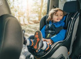 汽车儿童座椅分类标准是什么？选购标准是什么？