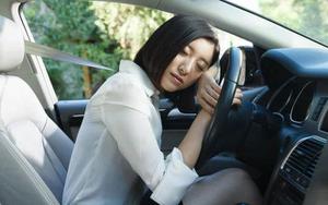 怠速吹空调对汽车有影响吗
