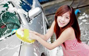 频繁洗车和不洗车哪种更伤车