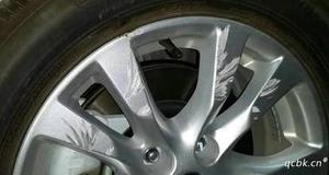 汽车轮毂刮花了影响安全吗
