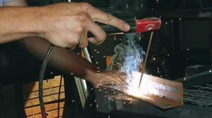 焊条是什么材料做的（图解电焊条制造过程）